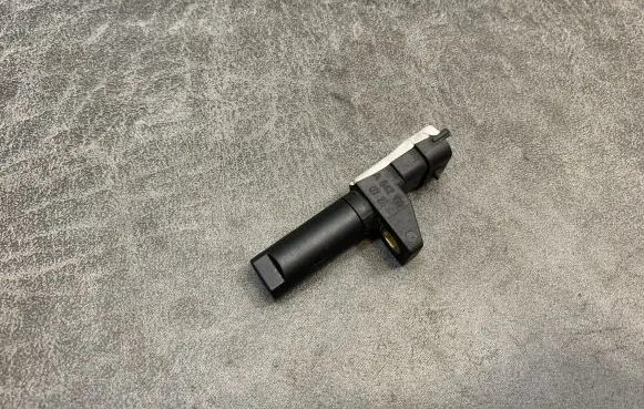 Mercedes-Benz C W204 Crankshaft position sensor A6421530728