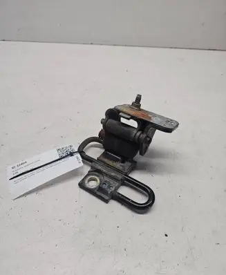 Audi Q7 4L Front door lower hinge 8E0831412B