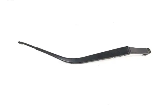Mitsubishi Outlander Front wiper blade arm 8250A172