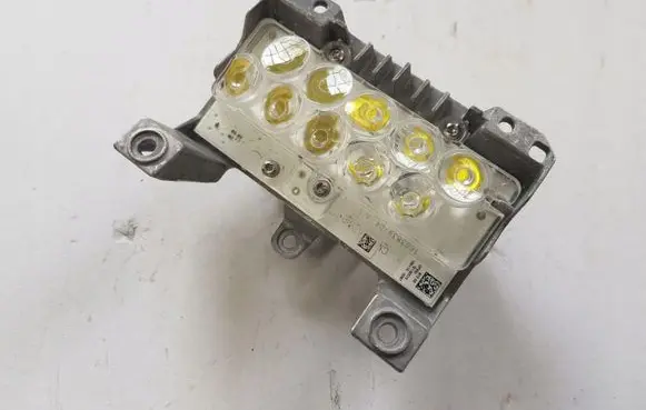 Mercedes-Benz C W205 LED ballast control module 1305715204