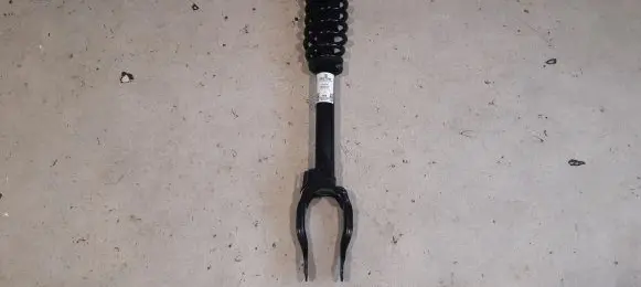 Mercedes-Benz GLE (W166 - C292) Front shock absorber/damper A1663232400