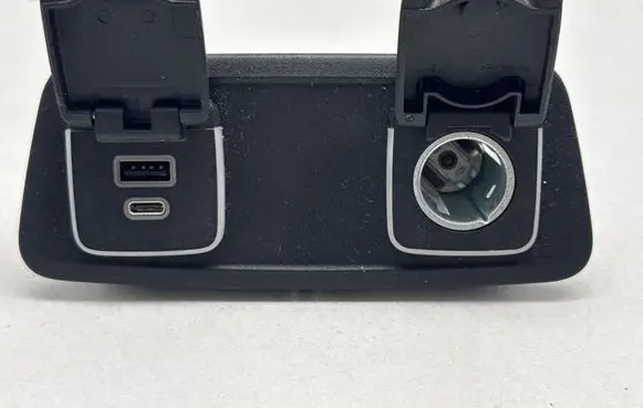 Chrysler Pacifica USB socket connector 68448286AA 48876A 34420100996
