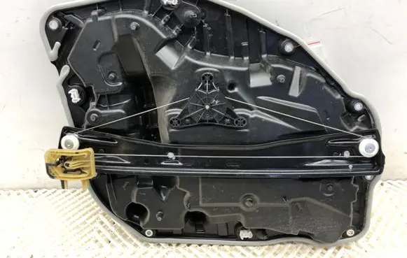 BMW X5 G05 Rear door window regulator with motor 9450785