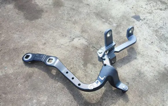BMW X4 G02 Tailgate/trunk/boot hinge 7424413