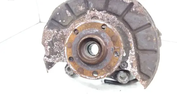 Volkswagen PASSAT B6 Front wheel hub spindle knuckle