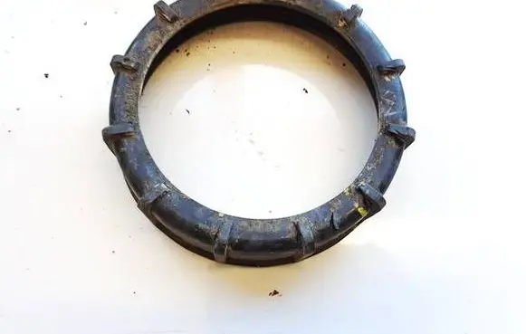 Honda FR-V In tank fuel pump screw locking ring/nut 