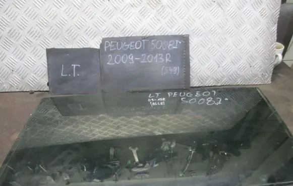 Peugeot 5008 Sliding door window/glass DOT25M34AS3