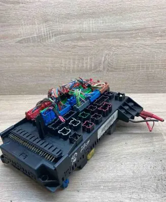 Mercedes-Benz ML W163 Fuse module 1635450205 08200101