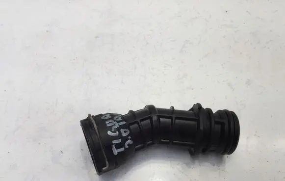 Volkswagen Tiguan Allspace Engine coolant pipe/hose