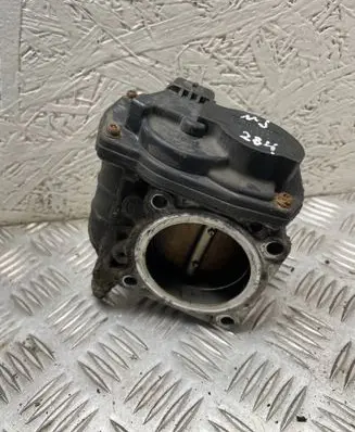 Nissan Juke I F15 Throttle valve 52601 k1y09