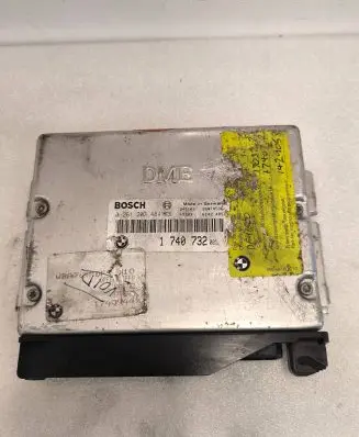 BMW 7 E38 Engine control unit/module 0261203484 1740732
