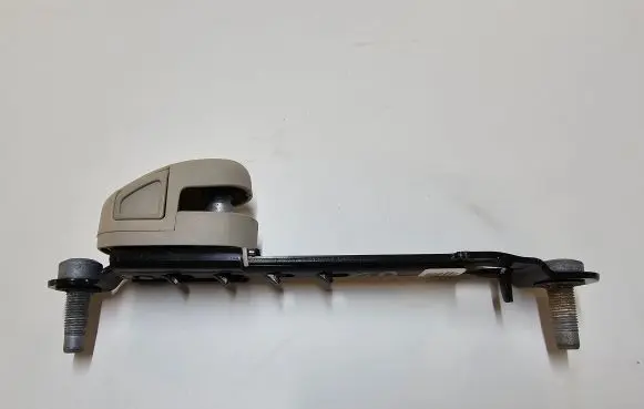 Chrysler Pacifica Seat belt adjustment rail 5LA64PD2AB