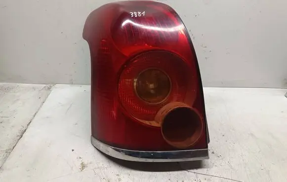 Toyota Avensis T250 Rear/tail lights BS1022S01