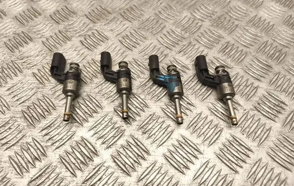 Volkswagen Golf V LP gas injectors set IHP043 03C906 02626B
