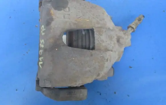 Volvo C30 Front brake caliper