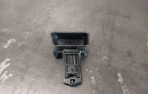 Mercedes-Benz C W203 Hand brake release handle 2034270620 2034270112