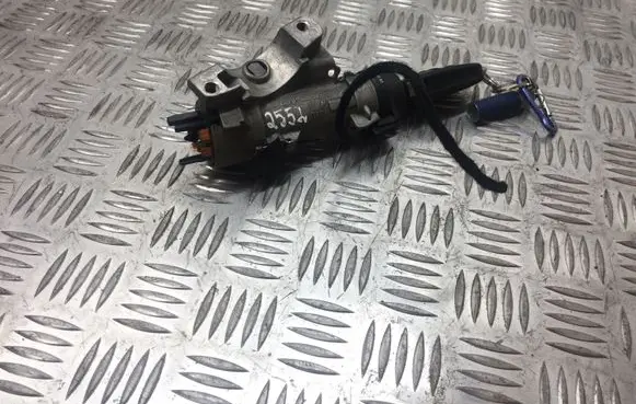 Audi A4 S4 B7 8E 8H Ignition lock 4B0905851