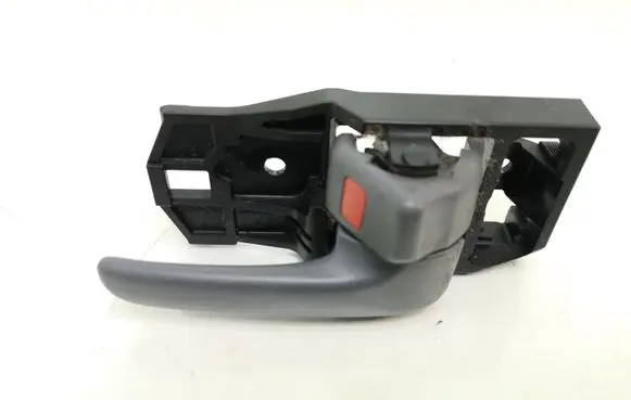 Toyota RAV 4 (XA20) Front door interior handle