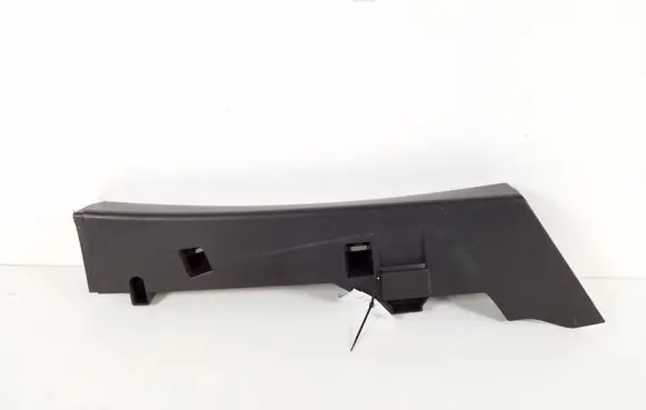 (D)pillar trim (top)