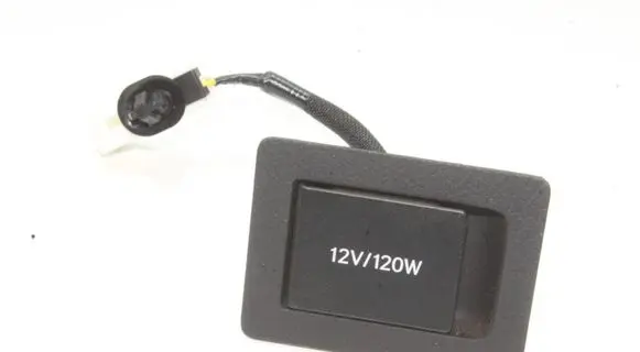 Lexus GS 250 350 300H 450H 12 V Socket (rear) 5892430110