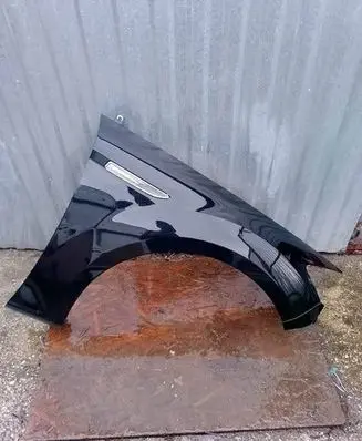 Ford Mondeo MK IV Fender 