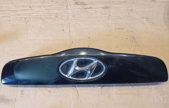 Hyundai Getz Rear door emblem/model letters C712