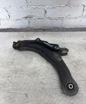 Renault Captur Front lower control arm/wishbone 