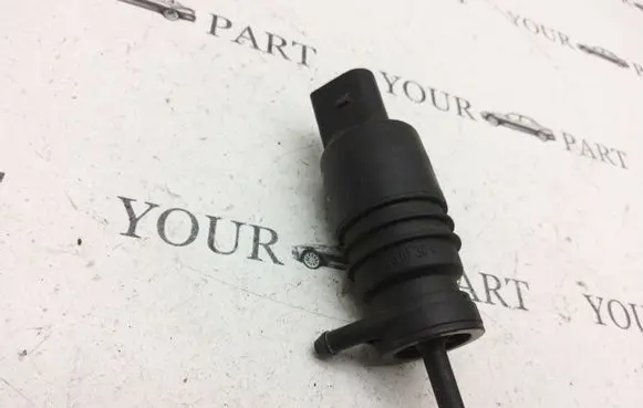 BMW 3 E36 Windscreen/windshield washer pump 8362154