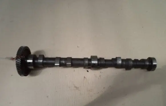 Chrysler Grand Voyager II Camshaft 