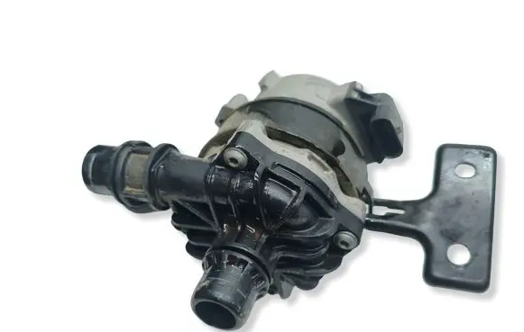 Chrysler Pacifica Electric auxiliary coolant/water pump 68237836AA 705856050 L326SN00884