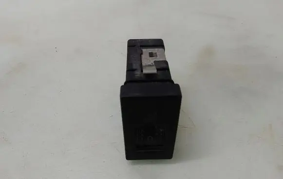 Volkswagen Golf IV Seat heating switch 