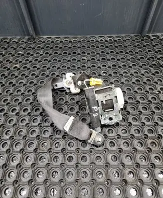 Chrysler Town u0026 Country V Front seatbelt 34007734A