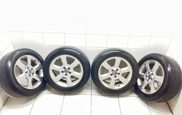Volvo XC70 R17 alloy rim 30714025 75JX17X55