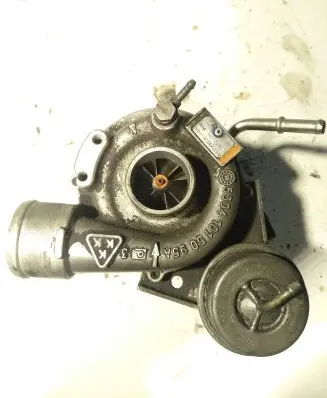 Audi A4 S4 B7 8E 8H Turbo 06A145703C