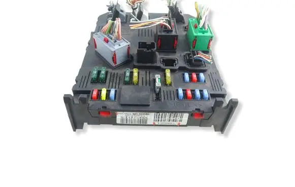 Peugeot 407 Central body control module 9655708430 S120104600L
