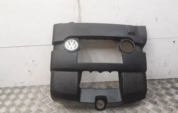 Volkswagen Golf V Engine cover (trim) 06A103925CH