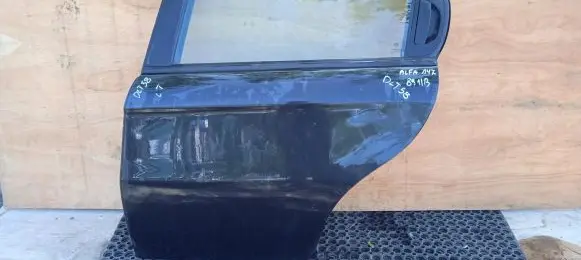 Alfa Romeo 147 Rear door