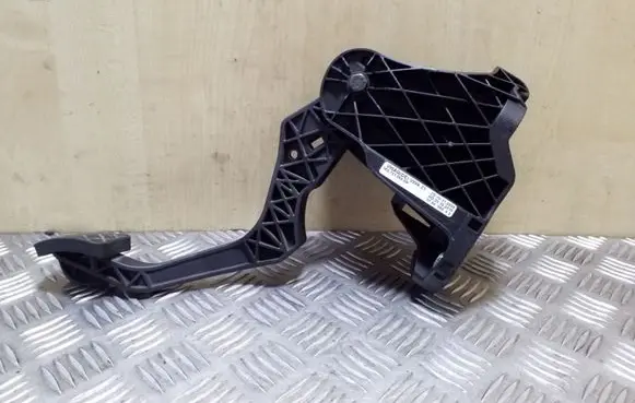 Clutch pedal
