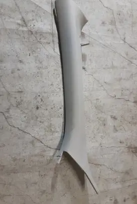 Volvo V40 (A) pillar trim 31102345