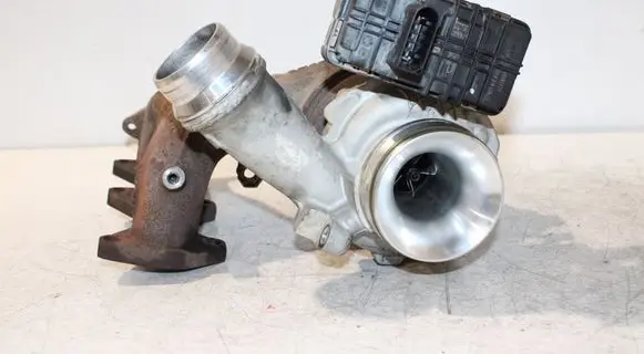 BMW 2 F46 Turbo 8511719