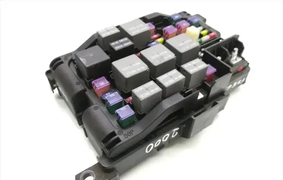 KIA Magentis Fuse module 91950-2G710 G71M09CI