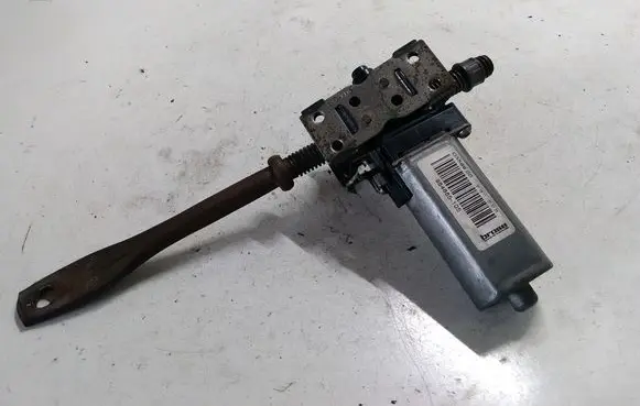 Land Rover Evoque I Seat adjustment motor 984685105