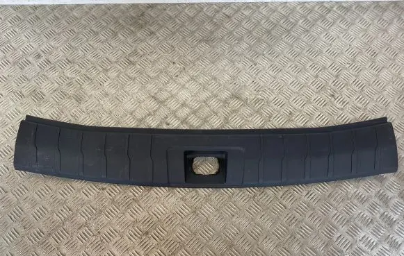 SsangYong Rexton Trunk/boot sill cover protection 7746036000