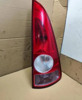 Renault Espace - Grand espace IV Rear/tail lights 8200027152