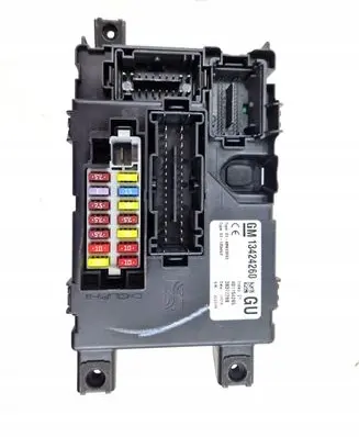 Opel Astra G Relay mounting block 13424260