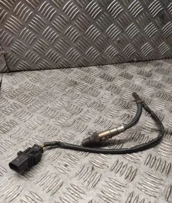 Volkswagen PASSAT B6 Lambda probe sensor 03g906262a