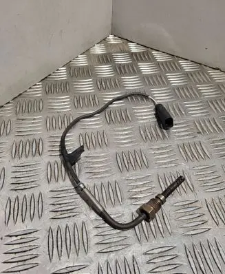 Volkswagen Touran II Exhaust gas temperature sensor 1J0973802