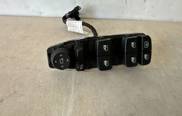 BMW 6 G32 Gran Turismo Electric window control switch 6832733