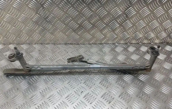 Volkswagen Golf V Front wiper linkage 