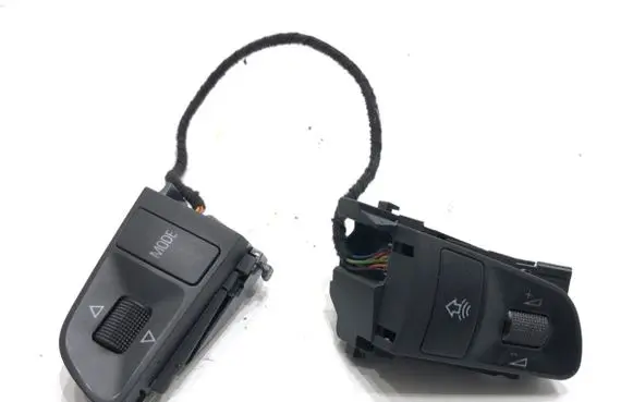 Audi A6 S6 C6 4F Steering wheel buttons/switches 4F0951527D